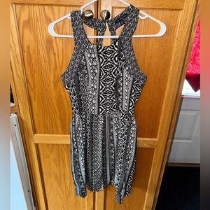 American Eagle Outfitters Black and White Tribal Print Sleeveless Top